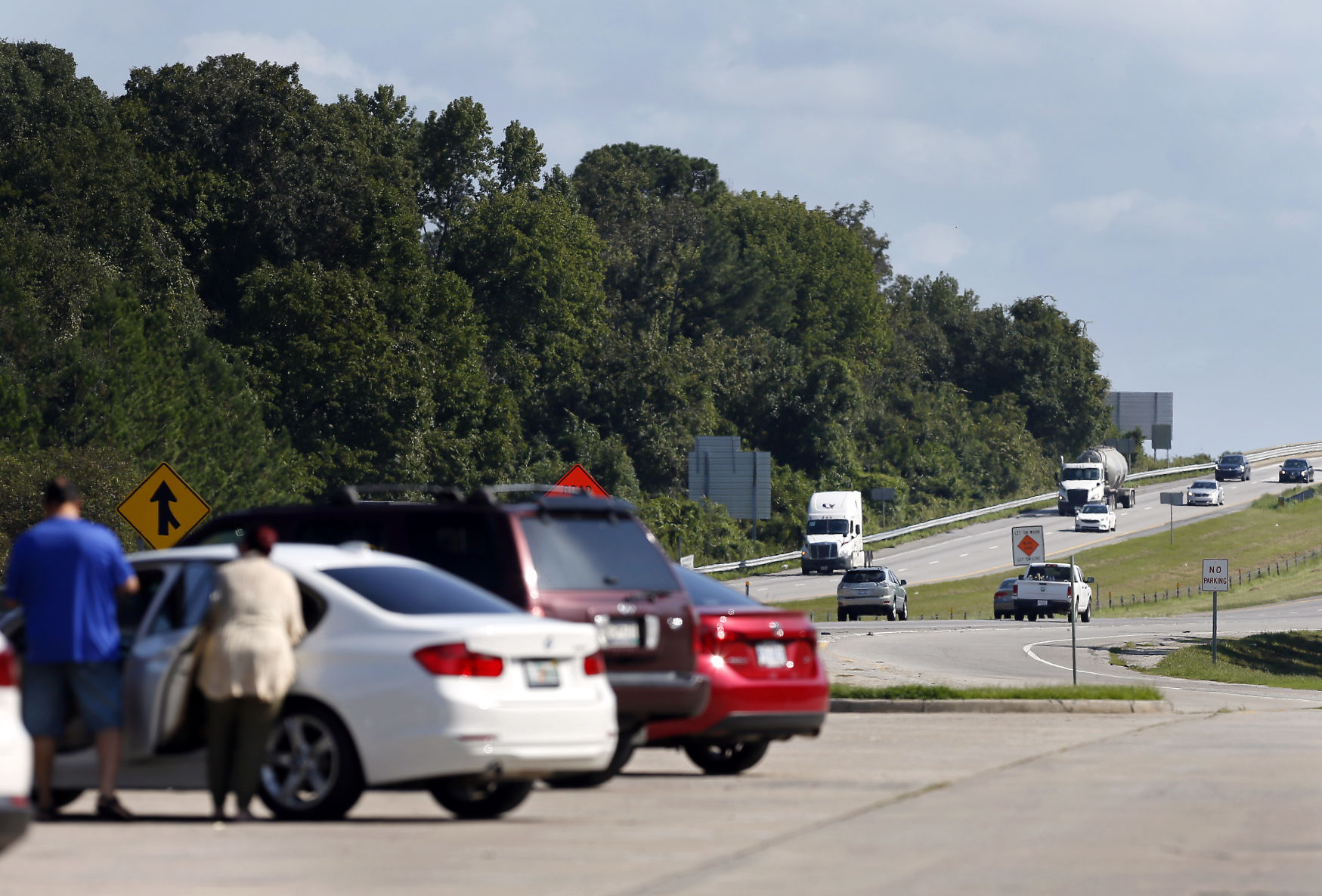 95 traffic at rest stop.jpg
